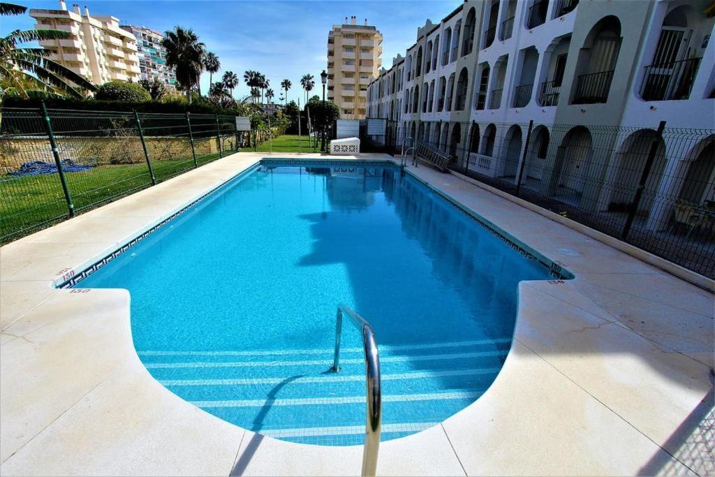 Апартаменты Edificio Andalucia 2 Costa Del Sol Бенальмадена Экстерьер фото